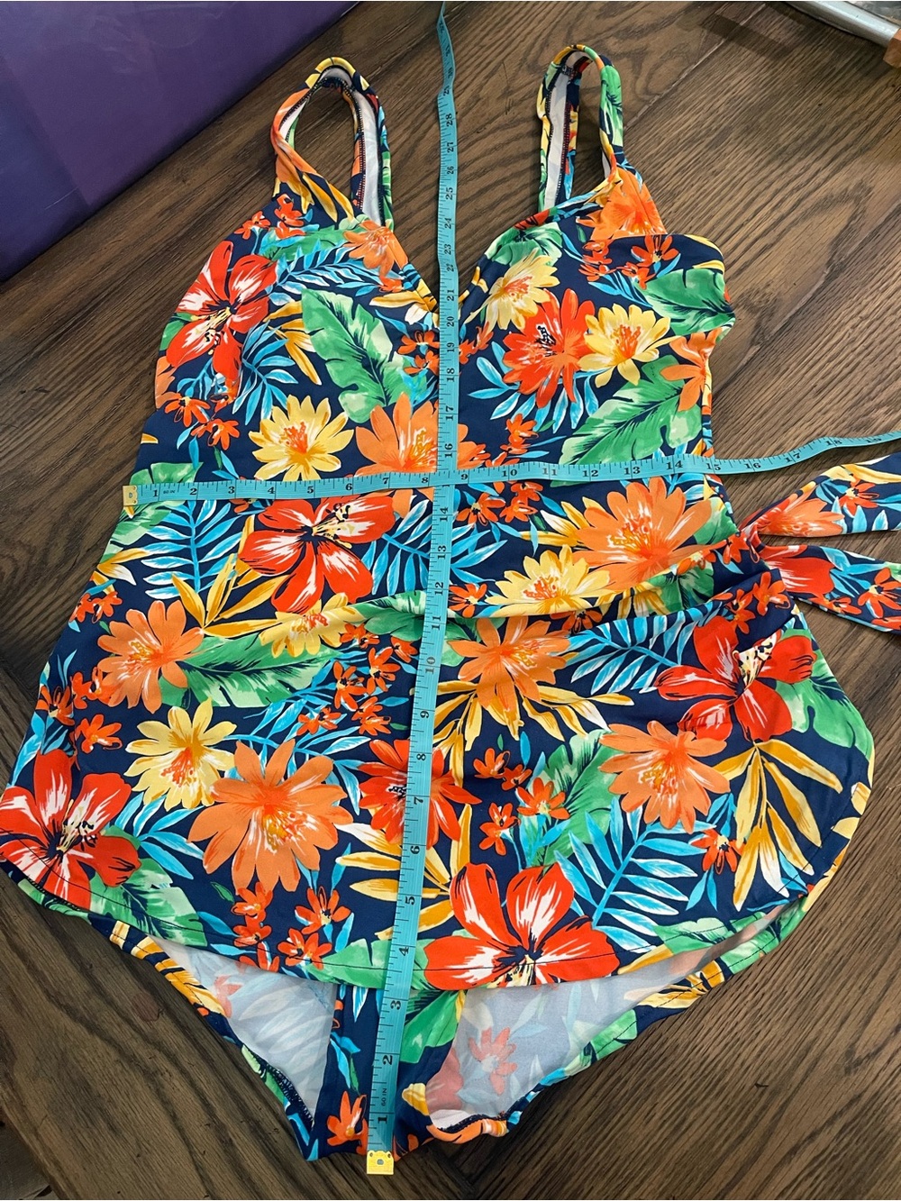 Plus Size Tropical Floral Tankini Swimsuit in Navy & Orange - Picture 12 of 12